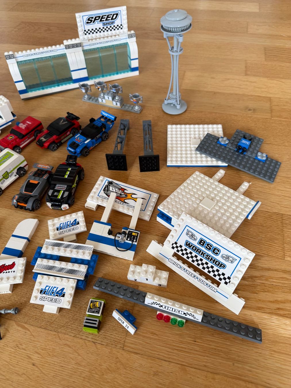 Lego Jeux de construction: Lego Rennbahn mit Autos – D'occasion à Fahrni b. Thun par Bergers_occasionen 1
