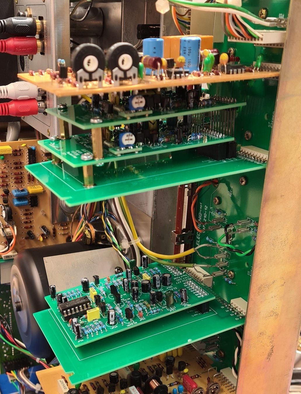 Revox Apparecchi a nastro: PCB - B77 Playback Amplifier- (19/38 NAB or IEC) – Nuovo e nell'imballaggio originale da St-Cierges venduto da Pestol 1