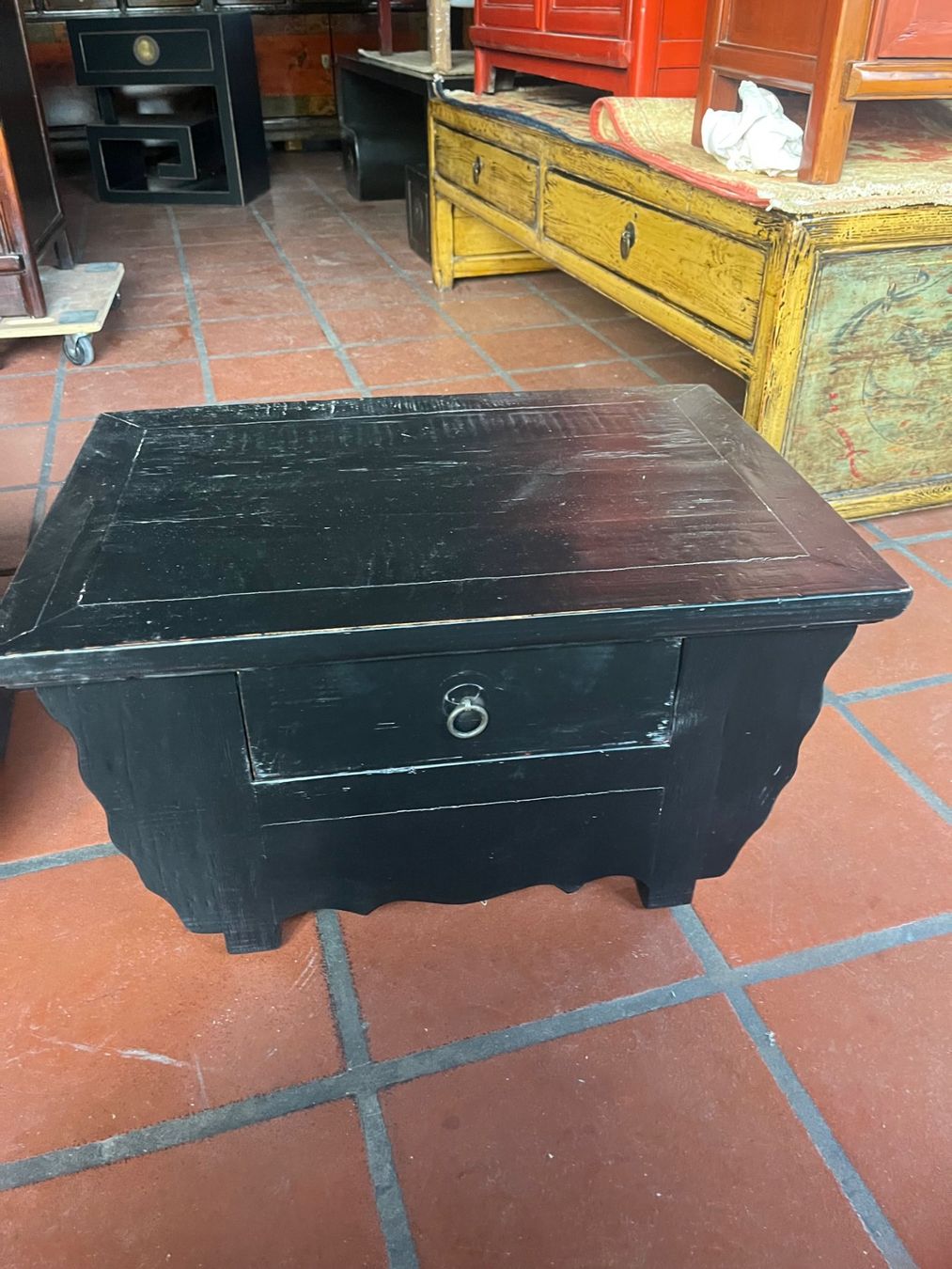 Cassettiere: Schwarzer Vintage Beistelltisch/Buddha Altar – Nuovo (secondo la descrizione) da Cham venduto da mjg1901 2