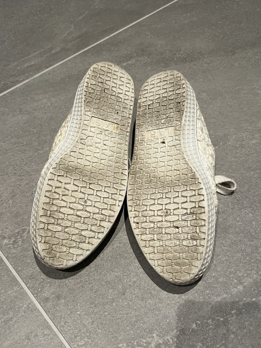Scarpe da donna: Turnschuhe – Usato da Fraubrunnen venduto da amm_7kp6 2