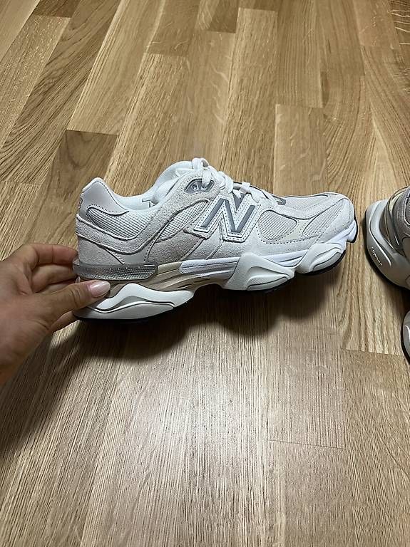 Damenschuhe: New Balance 9060 beige – Gebraucht aus Ostermundigen von mara_rebecca 1