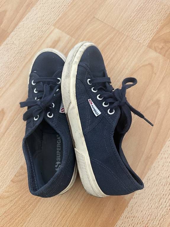Superga Scarpe da donna: Dunkelblaue Superga, Grösse 38 – Usato da Basel venduto da lau_d2g8 1