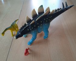 3 Dinos