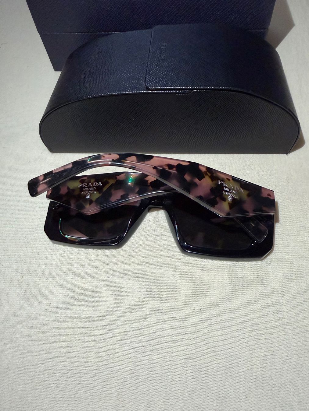 Prada Occhiali & Lenti: Prada Sunglasses – Usato da Küssnacht am Rigi venduto da CHM_1234 2