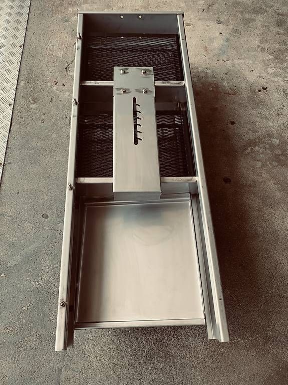 Grills: A vendre petit grill à charbon de bois – Gebraucht aus Rossens FR von Hondaxx64 2
