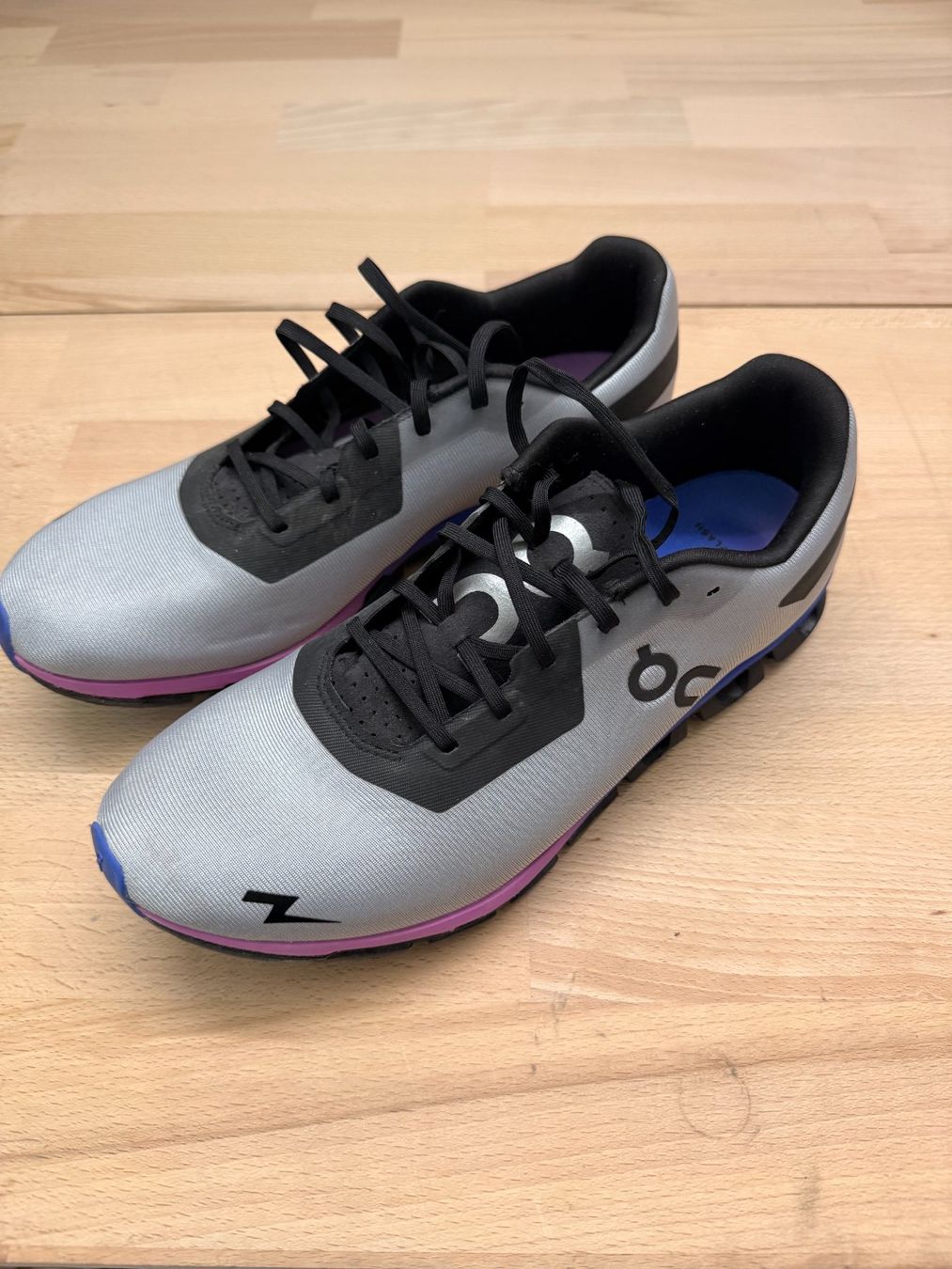 On Scarpe da donna: ON Schuhe – Nuovo (secondo la descrizione) da Wallbach venduto da rolando08 1