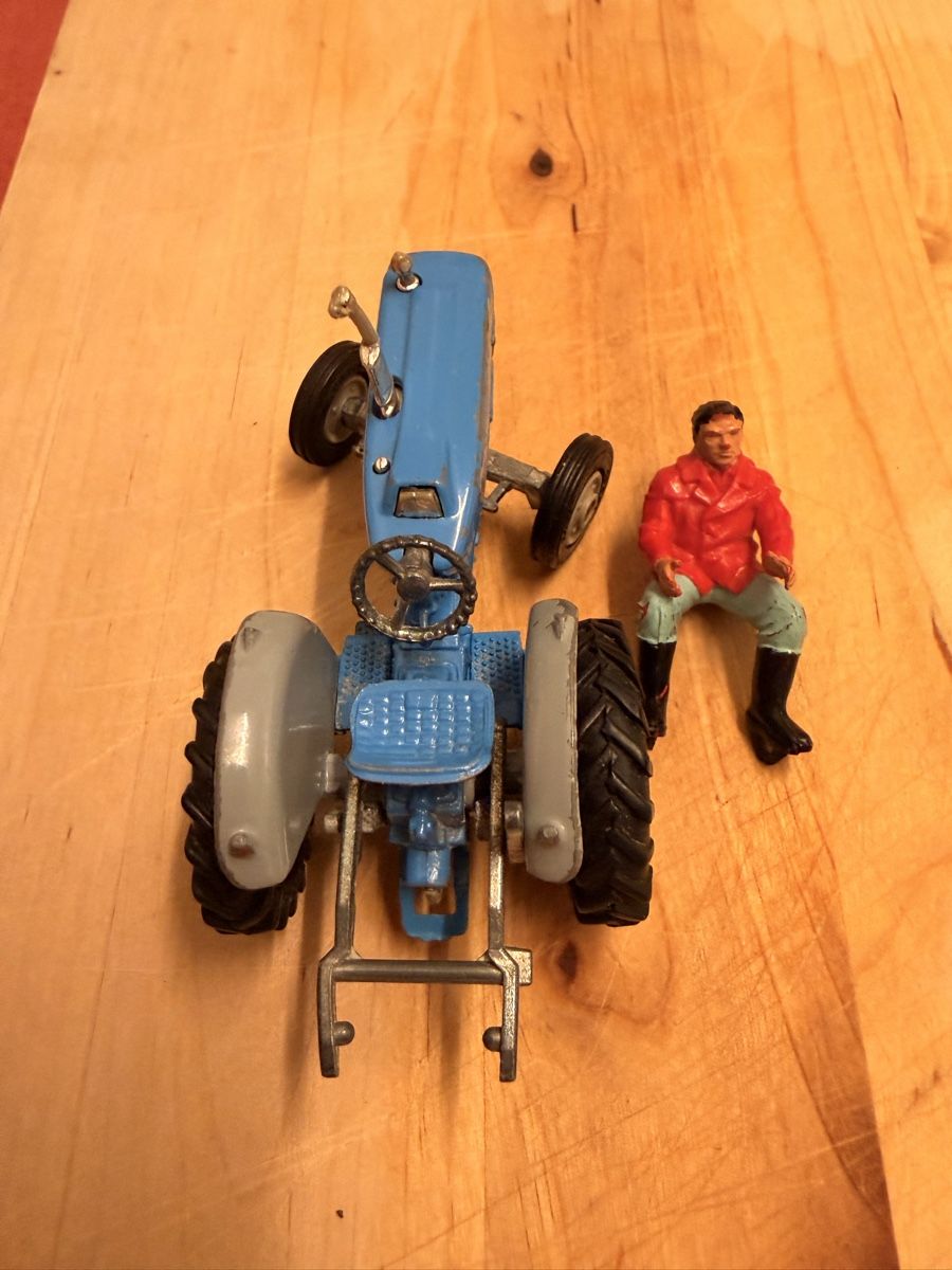 Corgi Toys Modellautos: Ford Traktor Corgi Toys – Gebraucht aus Wabern von Housi78 4