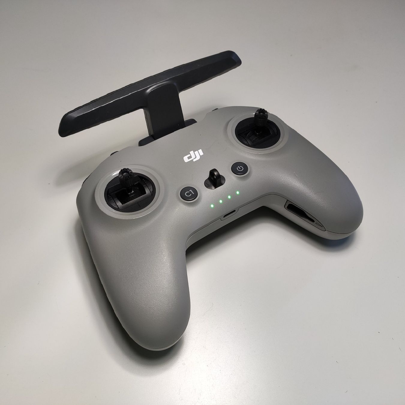 DJI RC Modellbau: DJI FPV / AVATA 1 Controller 2 (fast Neu/Original!) – Neu (gemäss Beschreibung) aus Zürich von Biedermann23