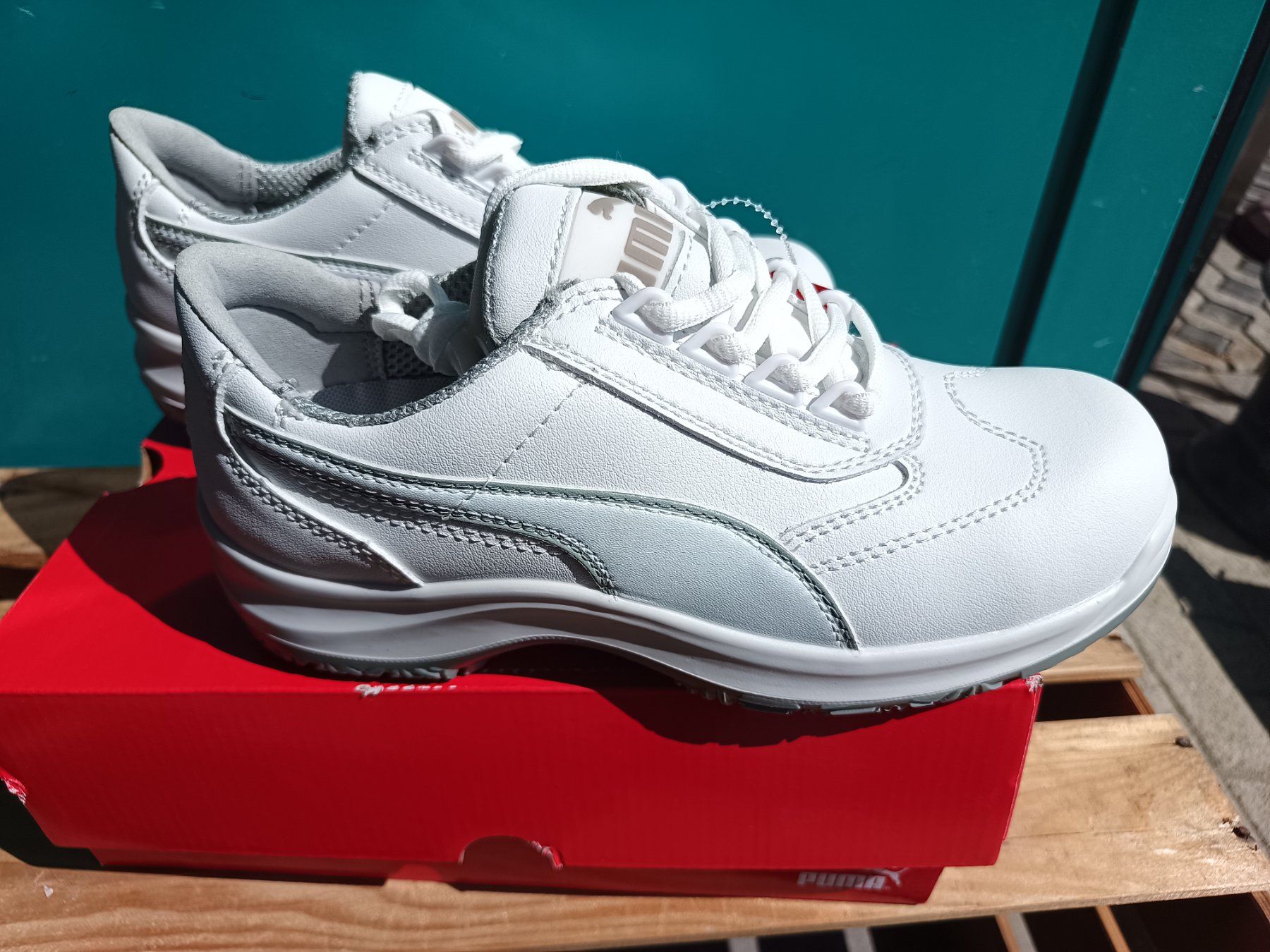 Puma Chaussures hommes: Puma Sicherheitsschuhe S2 SRC 38 – Neuf avec emballage d'origine à Oberegg par A-Z.Handel.Loehrer 4