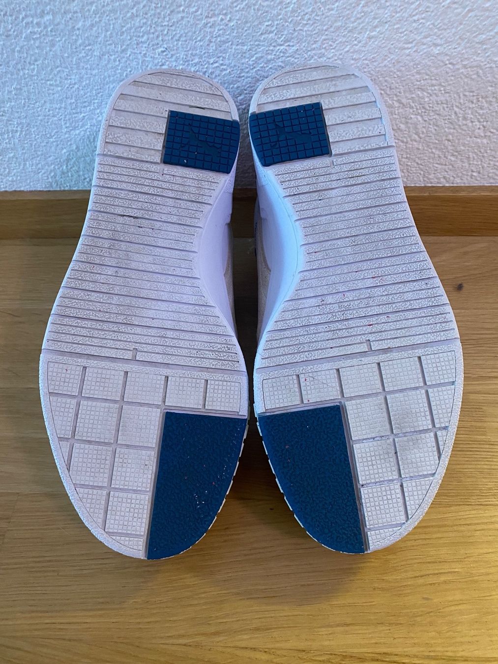 Puma Damenschuhe: SALE HEUTE Puma Sneaker Gr.39 – Gebraucht aus Herisau von Seyashop1 4