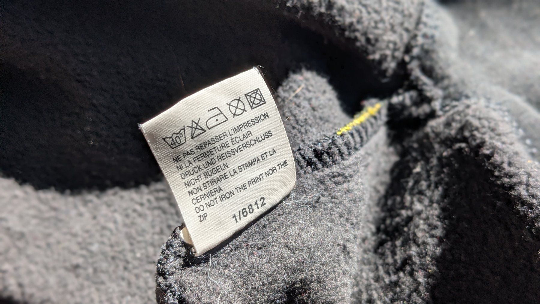 Switcher Pullover & Sweatshirts: *** Exklusiv. "Switcher"-Original "NZZ"-Baumwolle-Pullover. – Gebraucht aus Langnau am Albis von theeschners 6