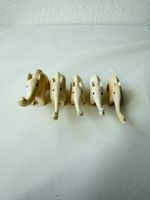 Lot 5 de petits éléphants anciens sculptés