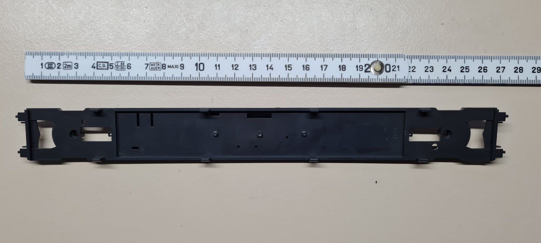 Roco Modelleisenbahnen: Roco H0 - Unterboden zu Modell 4239 oder baugleiches  Modell – Neu (gemäss Beschreibung) aus Zollikofen von Trina02 1