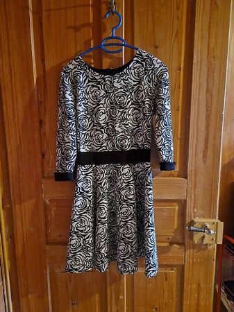 Kurzes Kleid