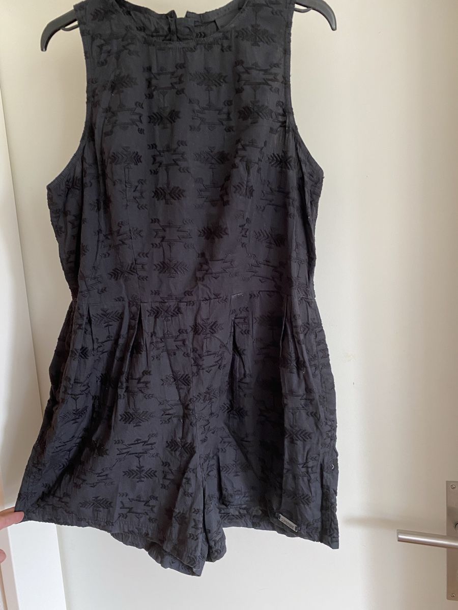Tute: Superdry Jumpsuit Gr. M schwarz – Usato da Hünenberg venduto da a.u.849 1