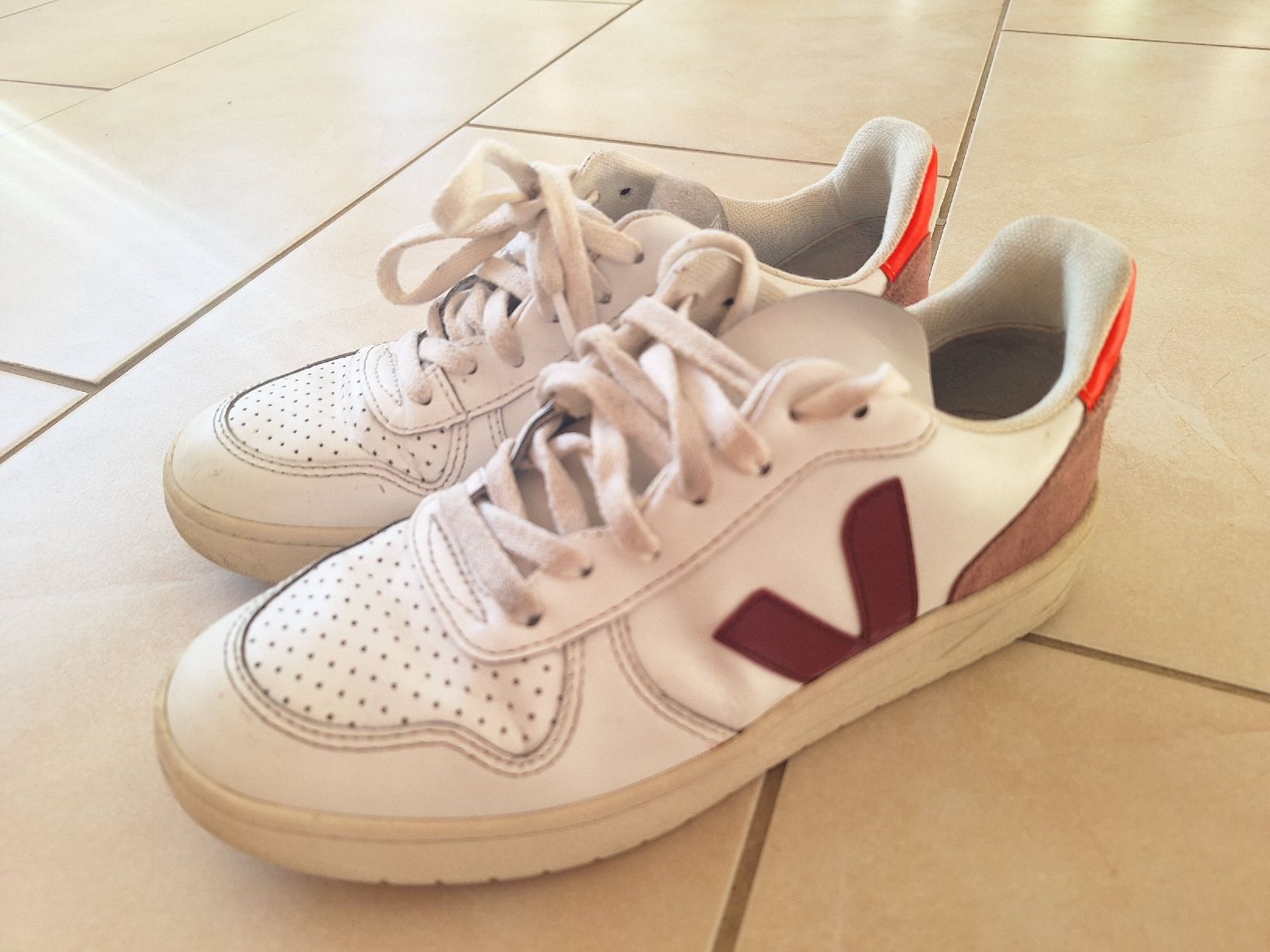 Veja Scarpe da donna: VEJA Sneakers Gr. 37 – Usato da Zürich venduto da ser_r2vf