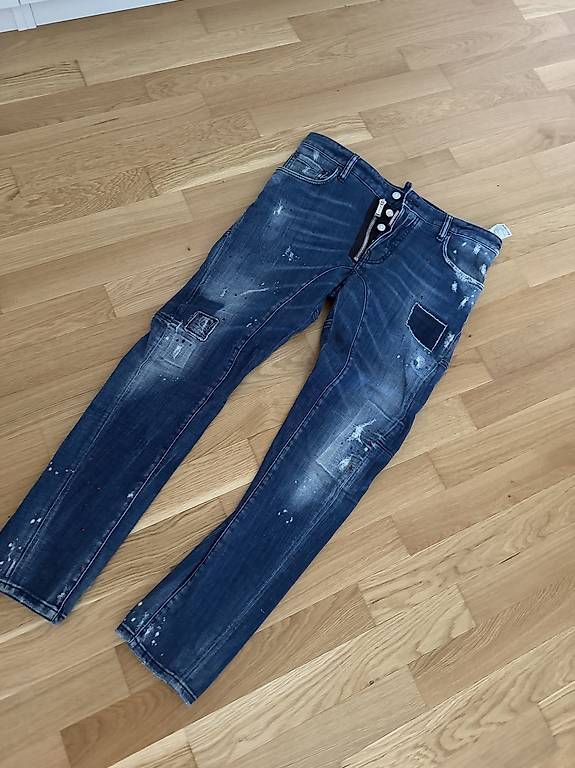 Jeans: Dsquared2 – Usato da Winterthur venduto da Foe_brk2