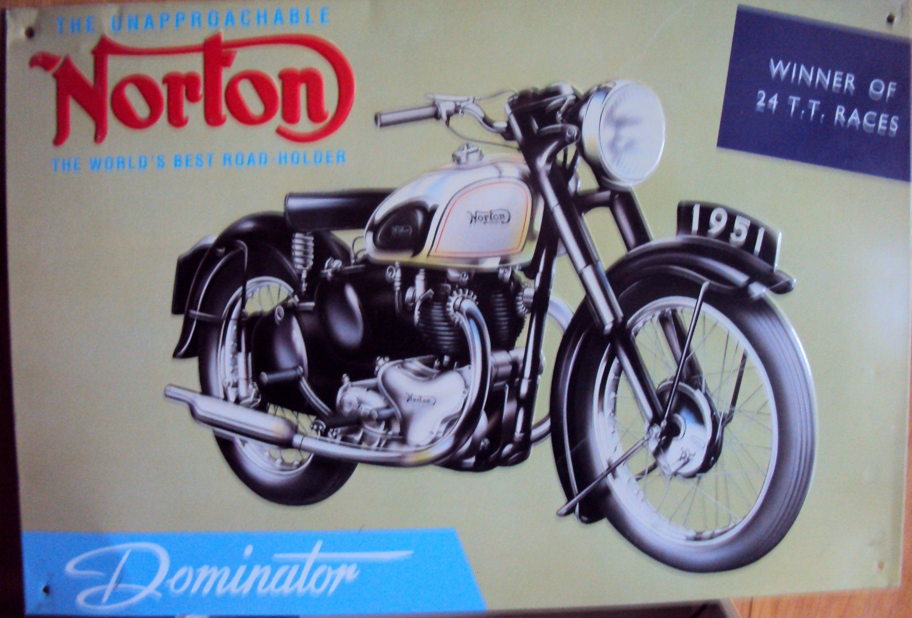 Norton Insegne: Norton Reklameschild - Dominator - Vintage - – Usato da Altendorf venduto da maincid