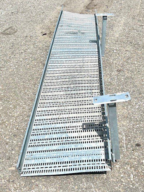 Cavi: Kabelkanal / Kabelrinne / Kabeltrasse 3 Meter – Usato da Riedtwil venduto da wiederverwendung