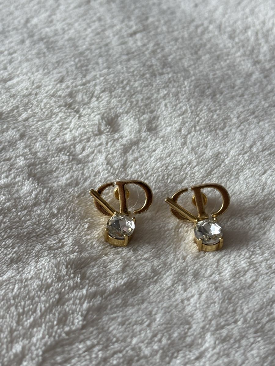 Orecchini pendenti & Orecchini a lobo: Earrings Drop with a Crystal – Nuovo (secondo la descrizione) da Horgen venduto da len_qjz9
