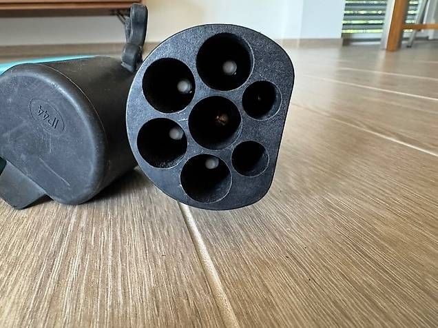 Kabel: Câble de recharge – Gebraucht aus Crissier von Schtonic 2