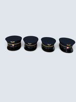 Lot de 4 képis / casquettes d’uniforme suisses vintage 