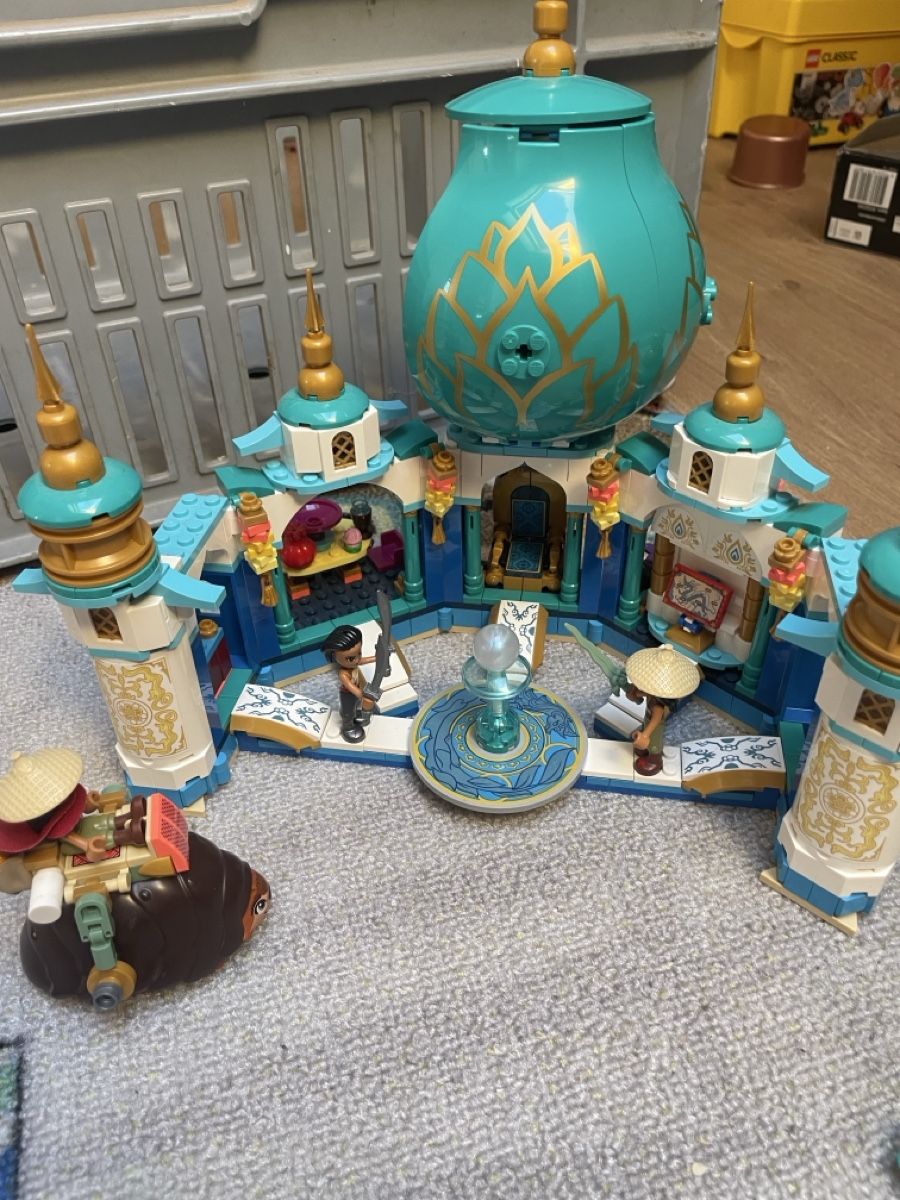 Lego Kit di costruzioni: Lego 43181 Raya – Usato da Gillarens venduto da PandaGore