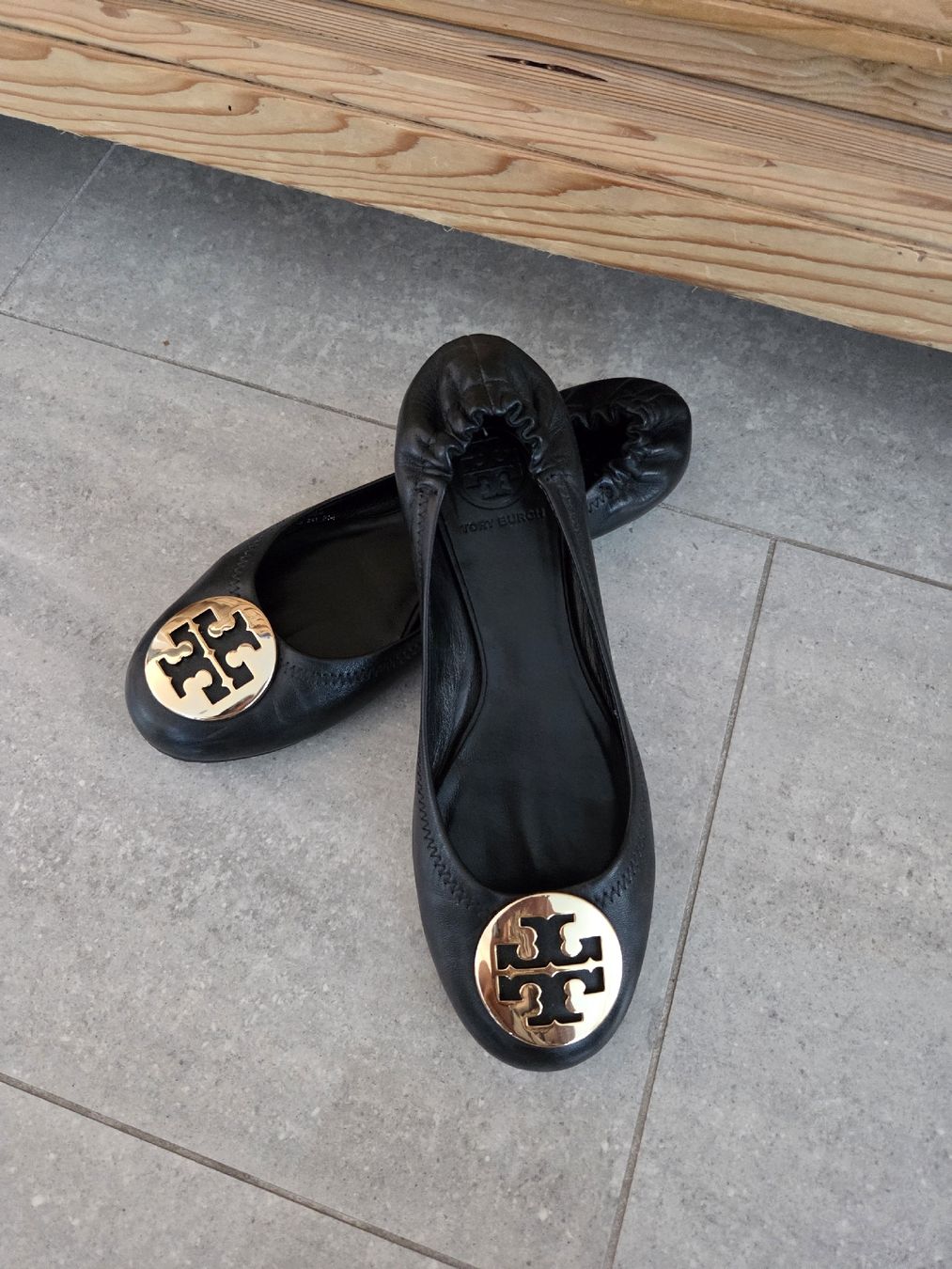 Tory Burch Damenschuhe: Tory Burch schöne Ballerinas – Neu (gemäss Beschreibung) aus Wiesendangen von Sinhuk