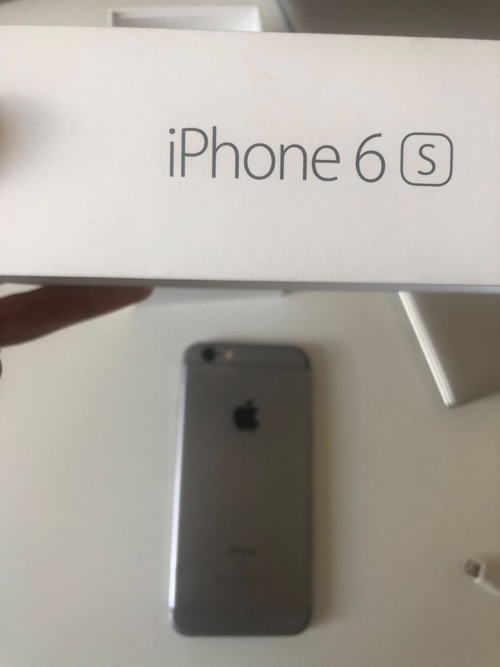 Apple Telefoni cellulari / Smartphones: I Phone 6s – Usato da Sarmenstorf venduto da Contendra 1