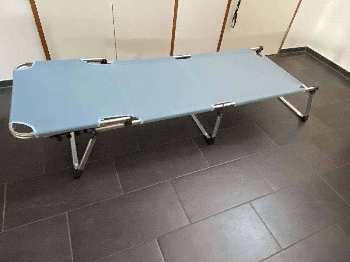 Chaises longues: Sonnenliege – D'occasion à Rünenberg par Arnold64 3