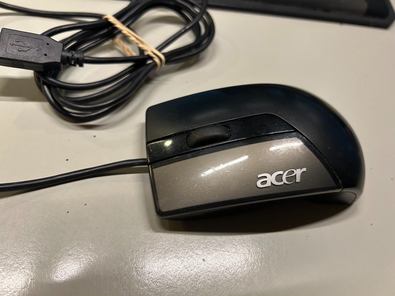 Acer Mouse: Mouse USB Acer – Usato da Giubiasco venduto da LorisVale
