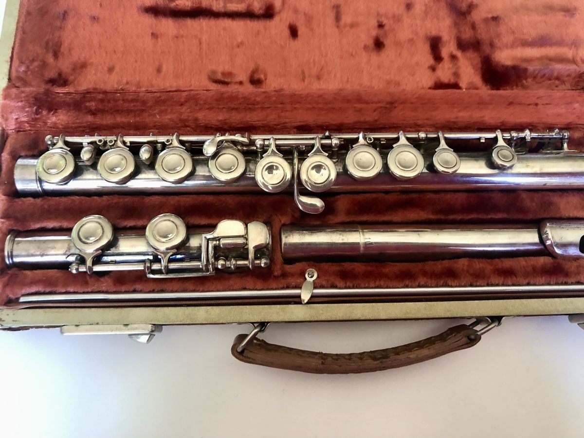 Strumenti musicali: Alte versilberte Artley Konzertflöte – Usato da Courfaivre venduto da Schroexel 7