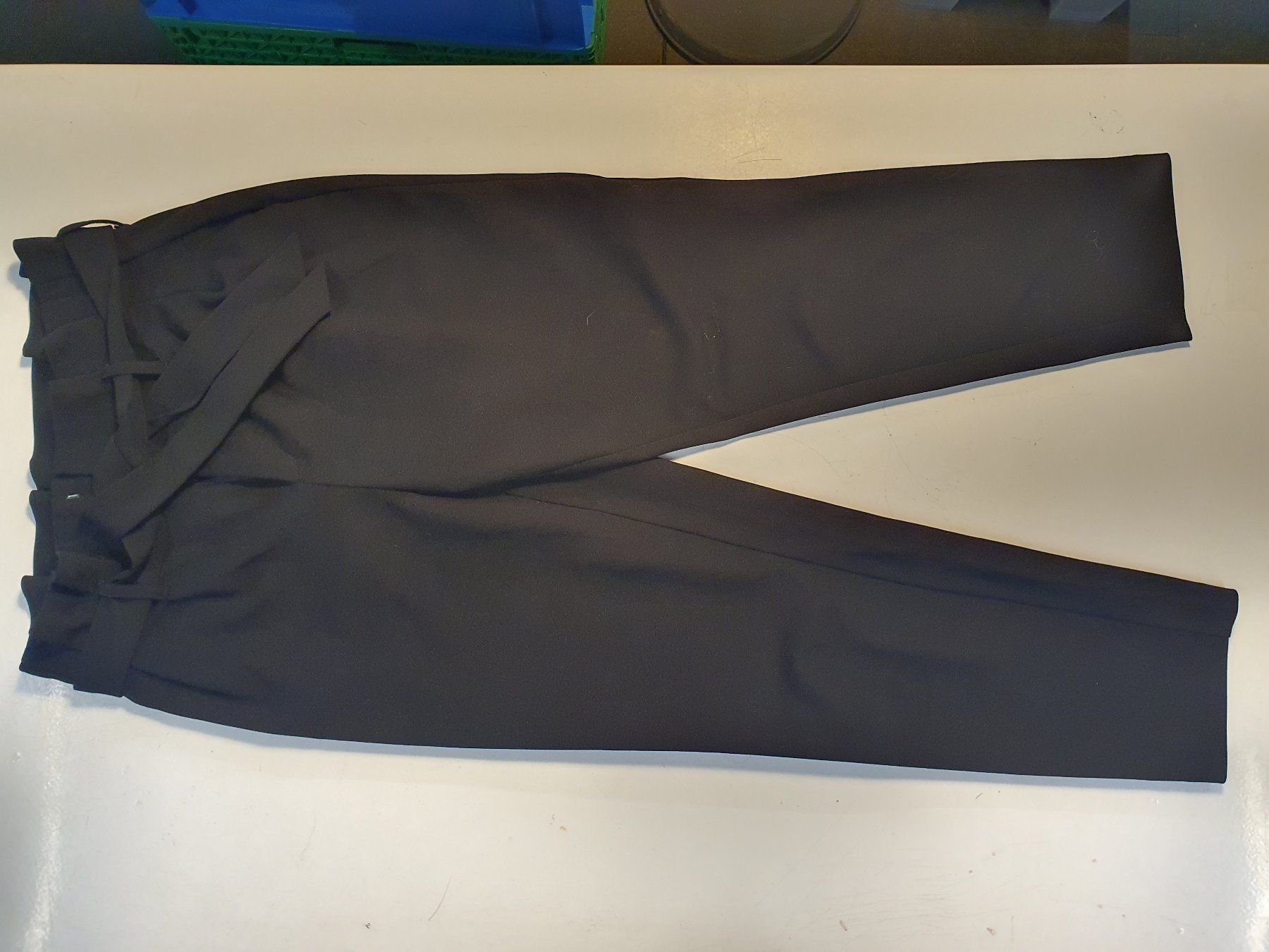 Only Pantaloni: Only Anzughose schwarz grösse 34 – Usato da Zürich venduto da loosebone 1