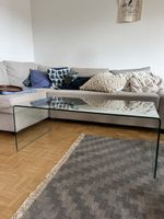 Designer Couchtisch aus Glas gebogen