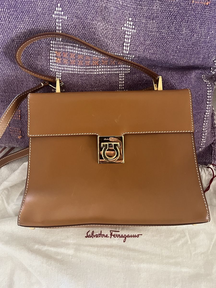 Salvatore Ferragamo Borse da donna: Salvatore Ferragamo Iconic Top Handle – Usato da Basel venduto da mar_rlr9 1