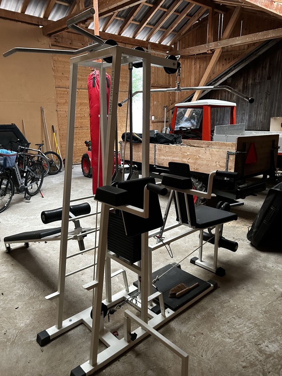 Vélos d'appartement: Panata Multi Kraftstation  – D'occasion à Luthern par Kuestenwolff 1