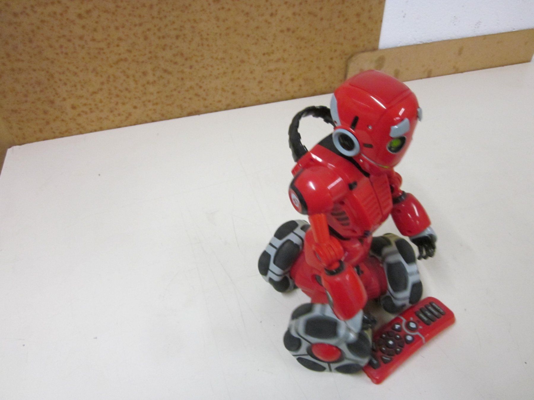 Giocattoli: ROBOT Wowee RS Tri-Bot 2008 Robot Jouet – Usato da Grand-lancy venduto da kohler333 2