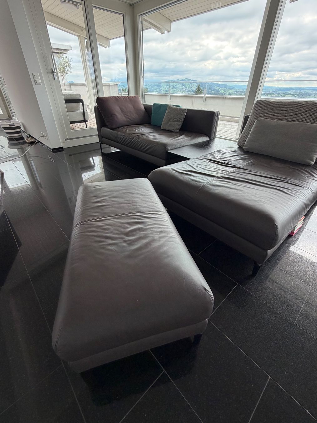 Rolf Benz Sofas: Rolf Benz Designer Sofa Leder – Gebraucht aus Zug von mel_kyra 4