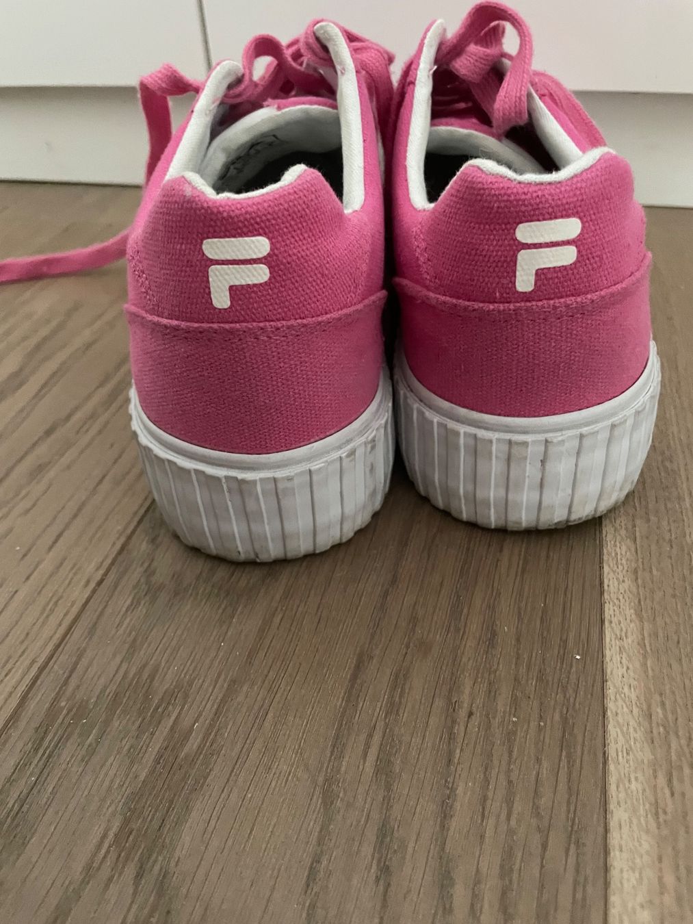 Fila Scarpe da donna: Sneaker von Fila, 40 – Usato da Neuwilen venduto da bobbel01 1