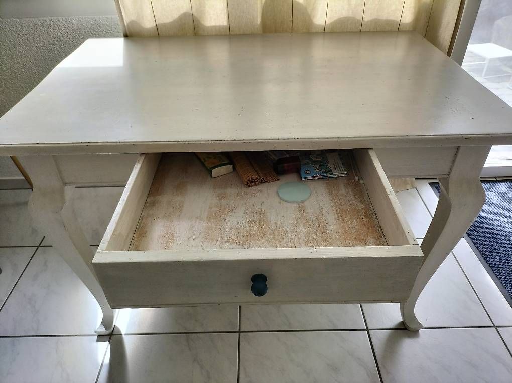 Tables: Holztisch weiss zum Essen oder Basteln – D'occasion à Heimberg par Claudia778 1