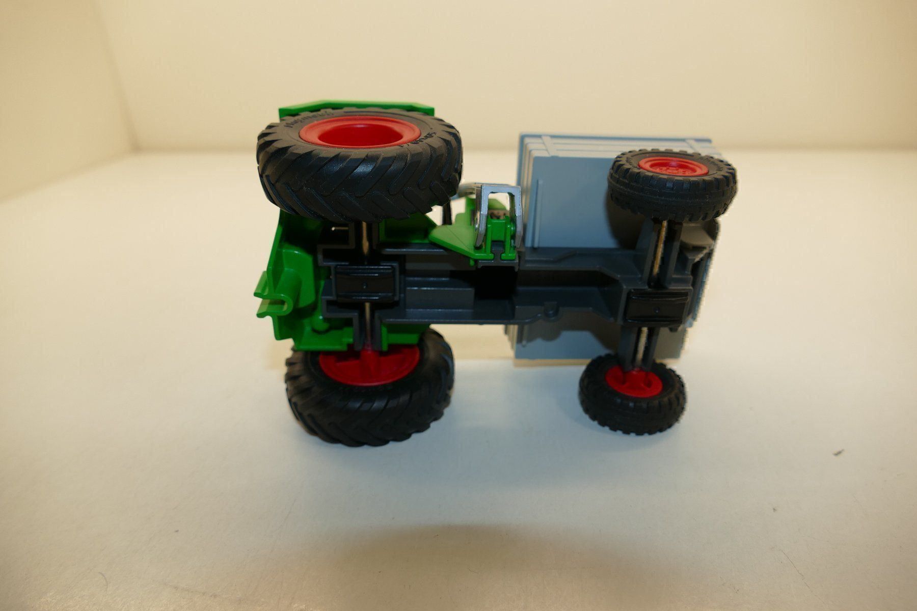 Playmobil Giocattoli: Playmobil: Ladetraktor mit Mähbalken – Nuovo (secondo la descrizione) da Niederhasli venduto da rail-duerst 4