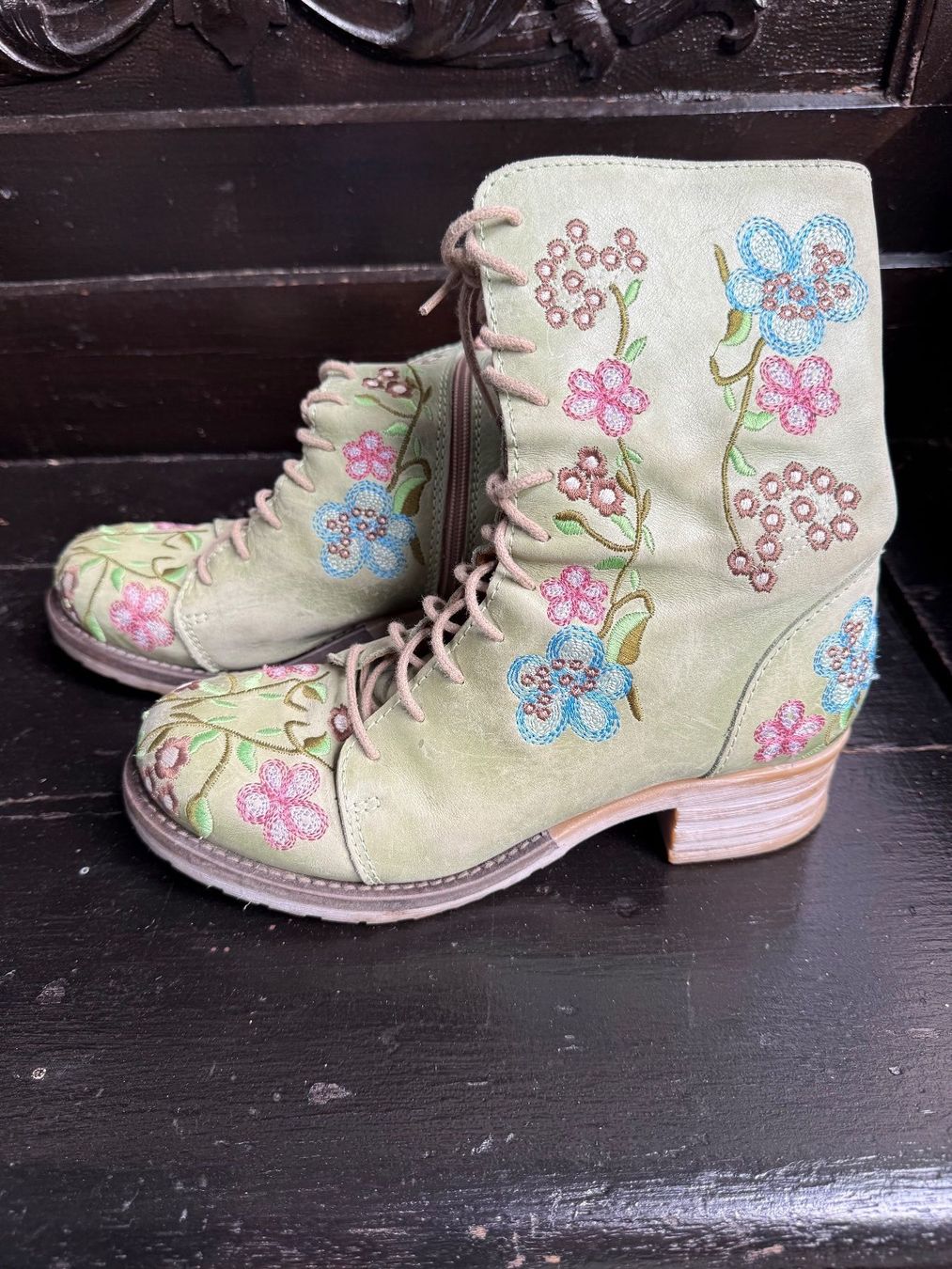 Scarpe da donna: Brako Boots mit Stickerei Gr 39 – Usato da Kirchdorf AG venduto da sauglatt01 3