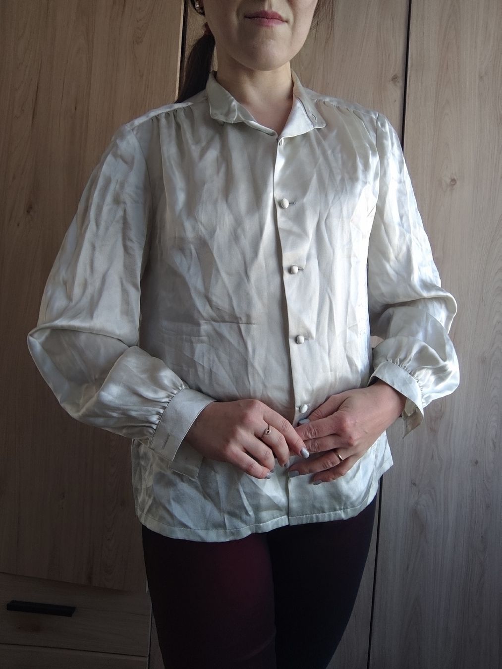 Camicette: Vintage Cream Blouse S-M – Usato da Mägenwil venduto da VintageGirly 2