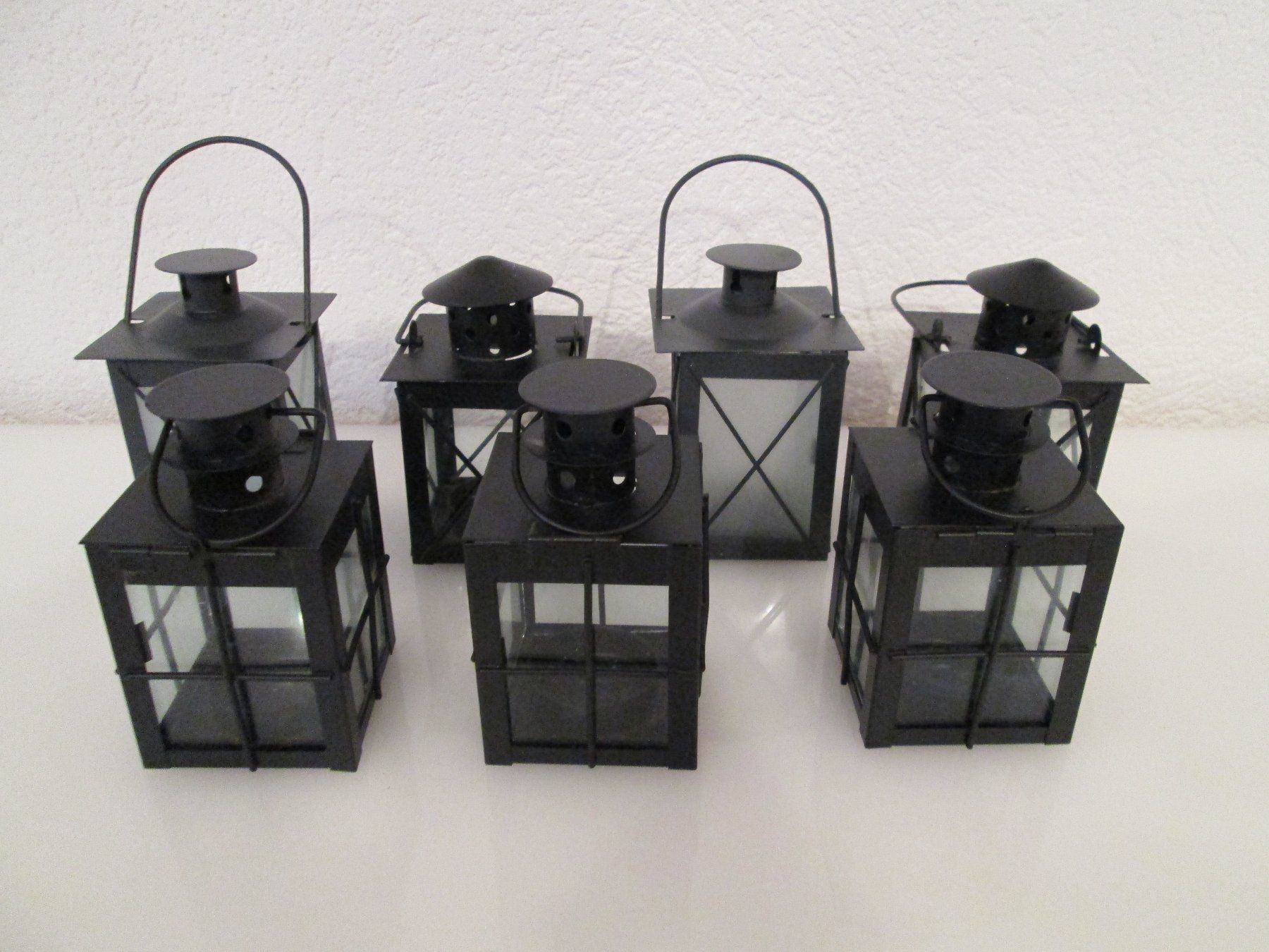 Lanterne: 7 Mini  Laterne. Schwarz – Usato da Movelier venduto da ddomenika 4