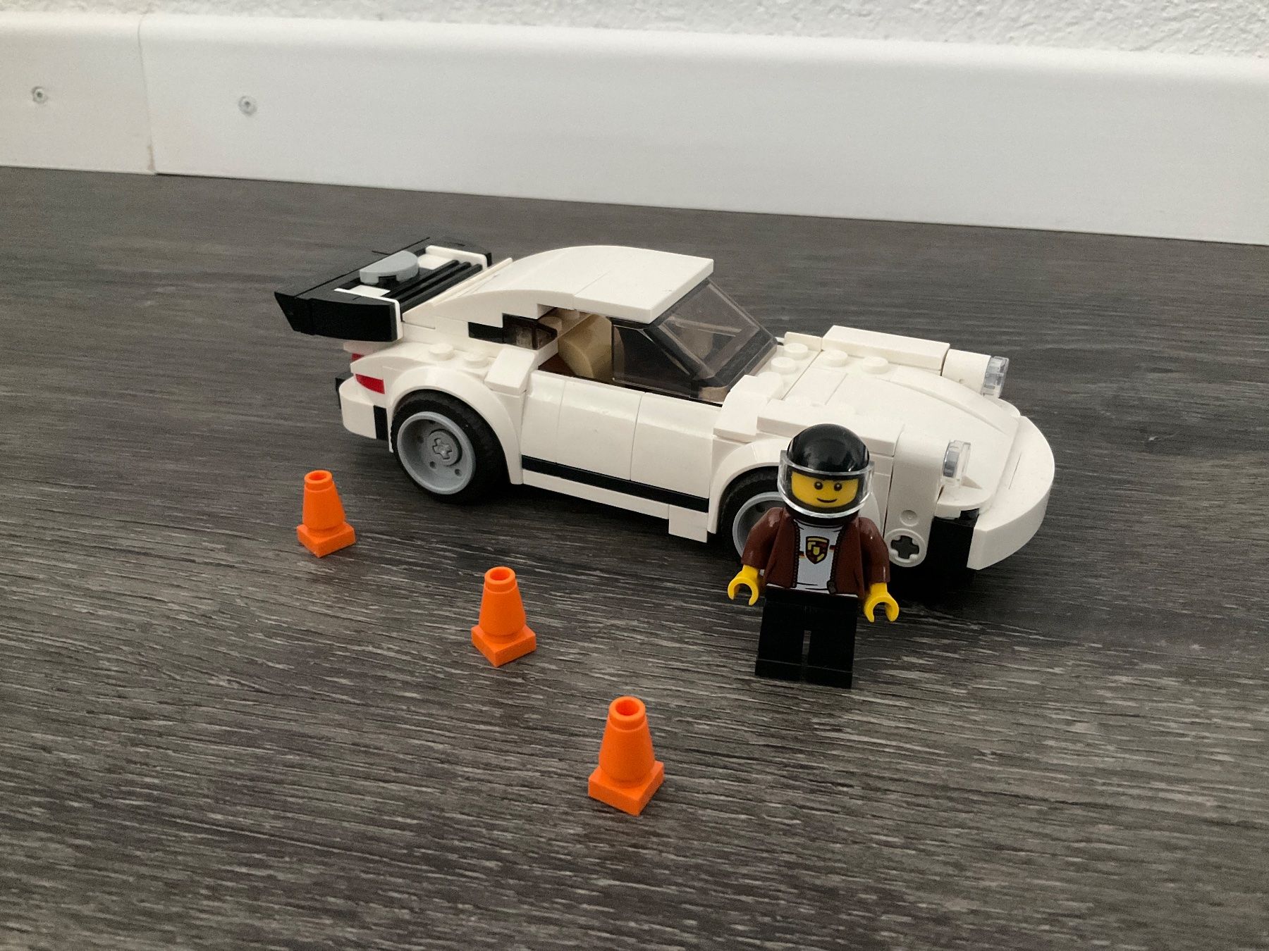 Lego Baukästen: Lego Porsche Carrera – Gebraucht aus Kriens von  3