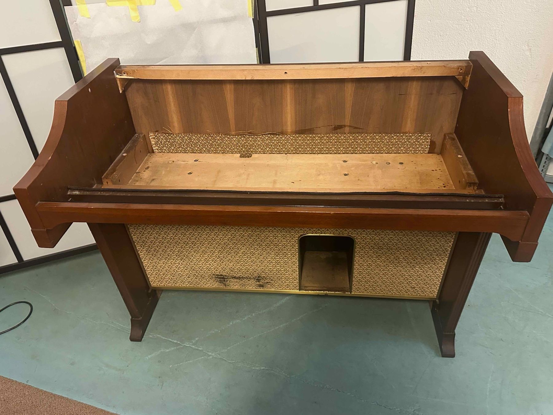 Strumenti musicali: Hammond A100 Leer-Gehäuse – Usato da Zürich venduto da Bestbefore06 4