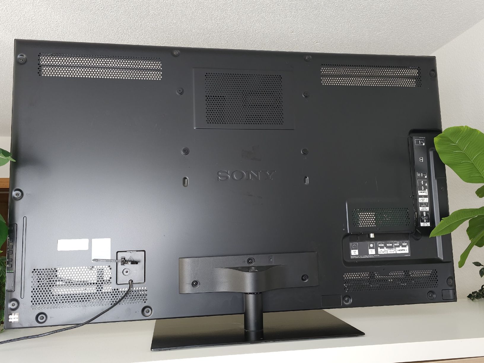 Sony Televisori: Top Sony Bravia TV - 117 Diagonal – Usato da Gretzenbach venduto da Claudia880 1