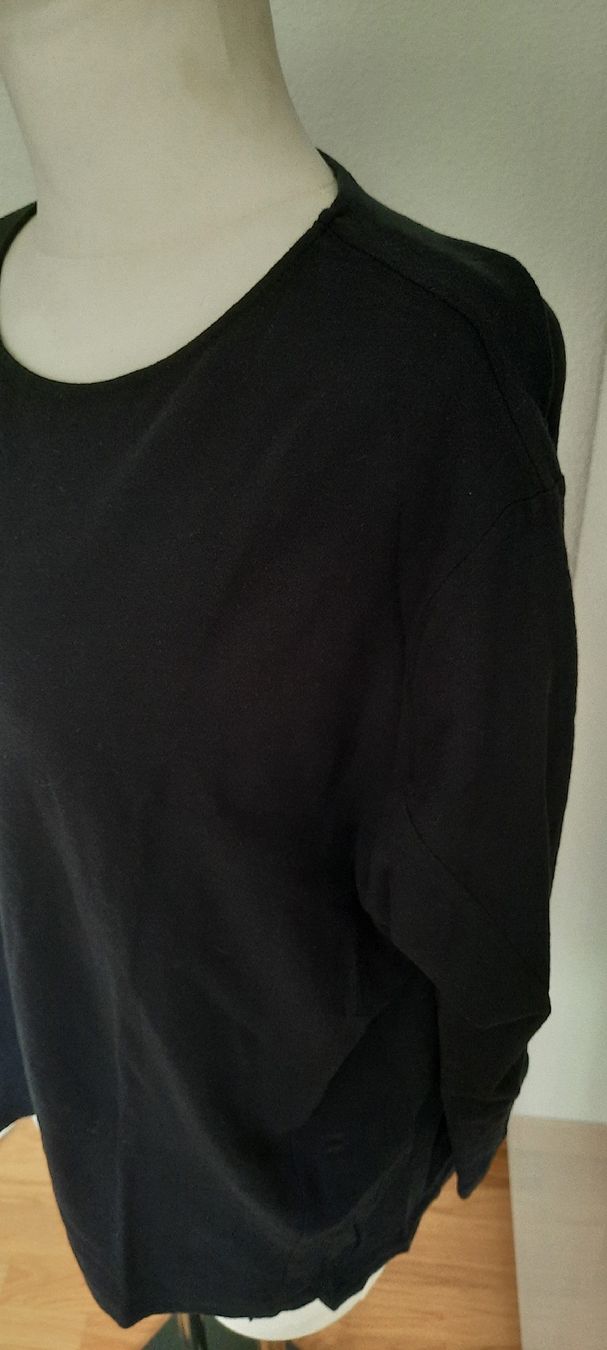 Opus T-shirt: ***OPUS*** Shirt schwarz Gr 42 – Usato da Wädenswil venduto da H2H_Secondhandshop 2