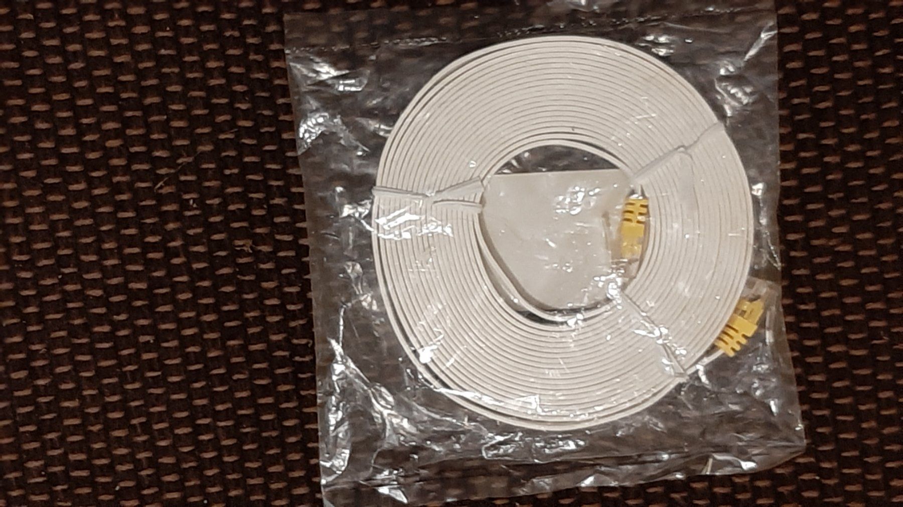 Cavi: Cavo Ethernet - piattina - 5 metri – Nuovo e nell'imballaggio originale da Porza venduto da ulletta1 2