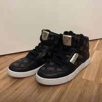 Neuwerige Guess Sneaker Damen Gr. 37